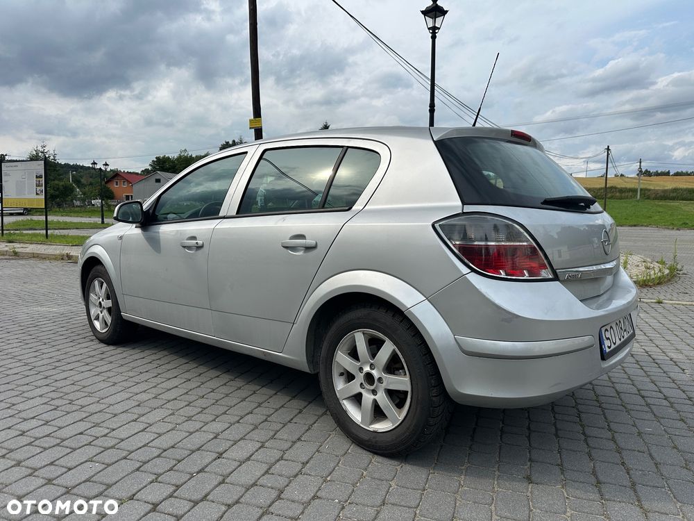 Opel Astra 1.6 Edition - 4