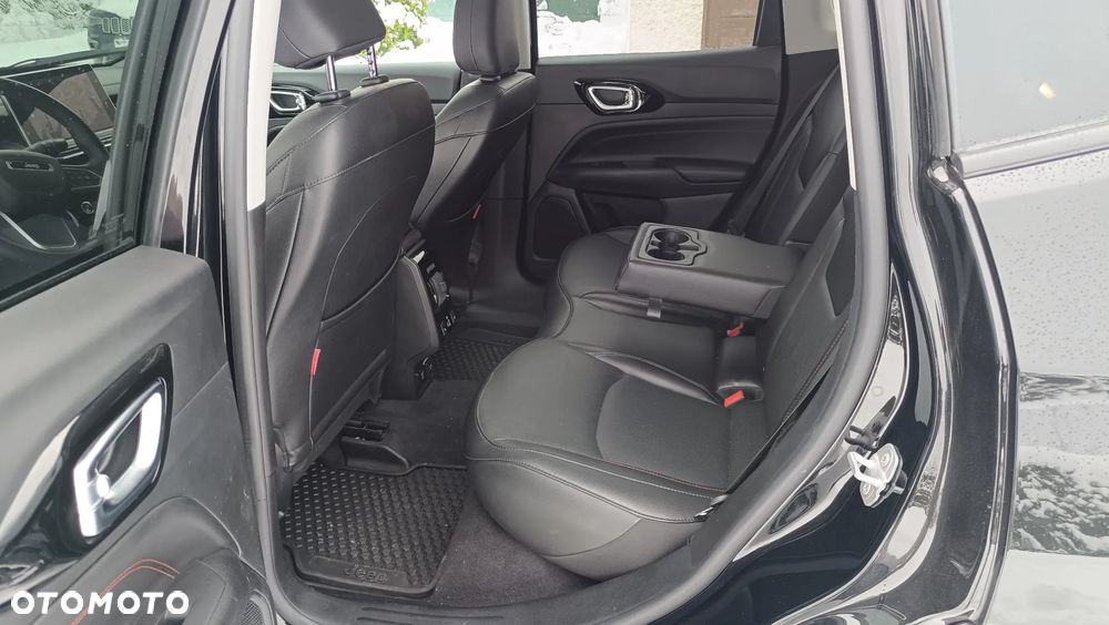 Jeep Compass - 15