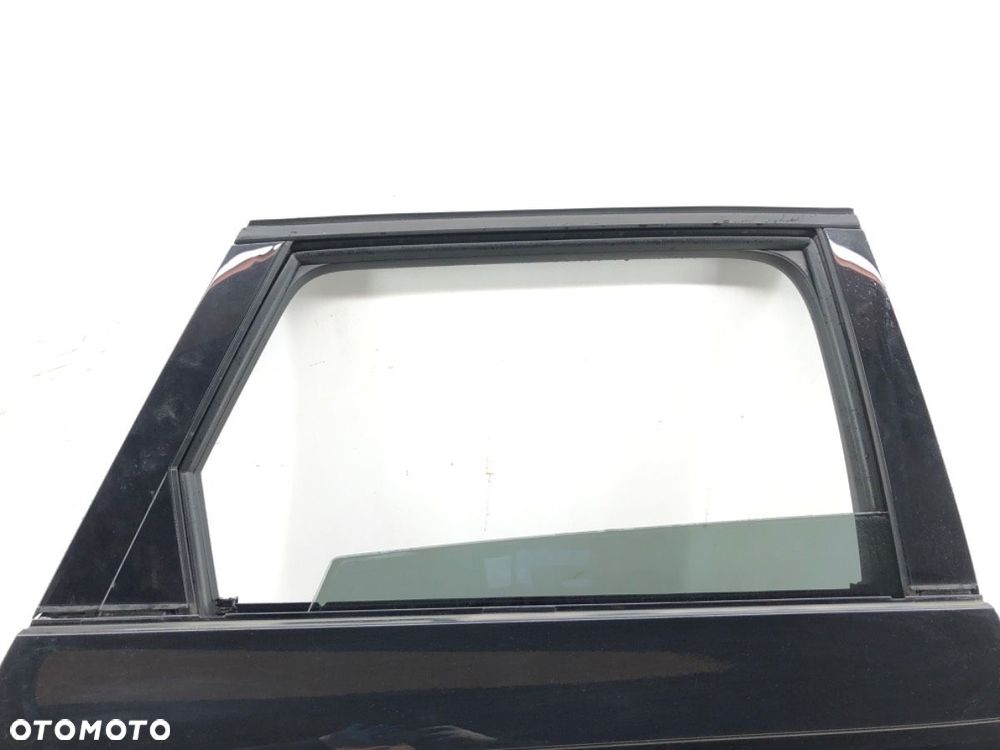 DRZWI PRAWY TYŁ LY9B  AUDI A4 B9 Avant (8W5, 8WD) 2015 - 2025 2.0 TDI 110 kW [150 KM] olej - 2