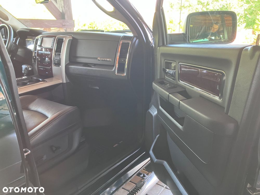 Dodge RAM 5.7 4x4 - 17