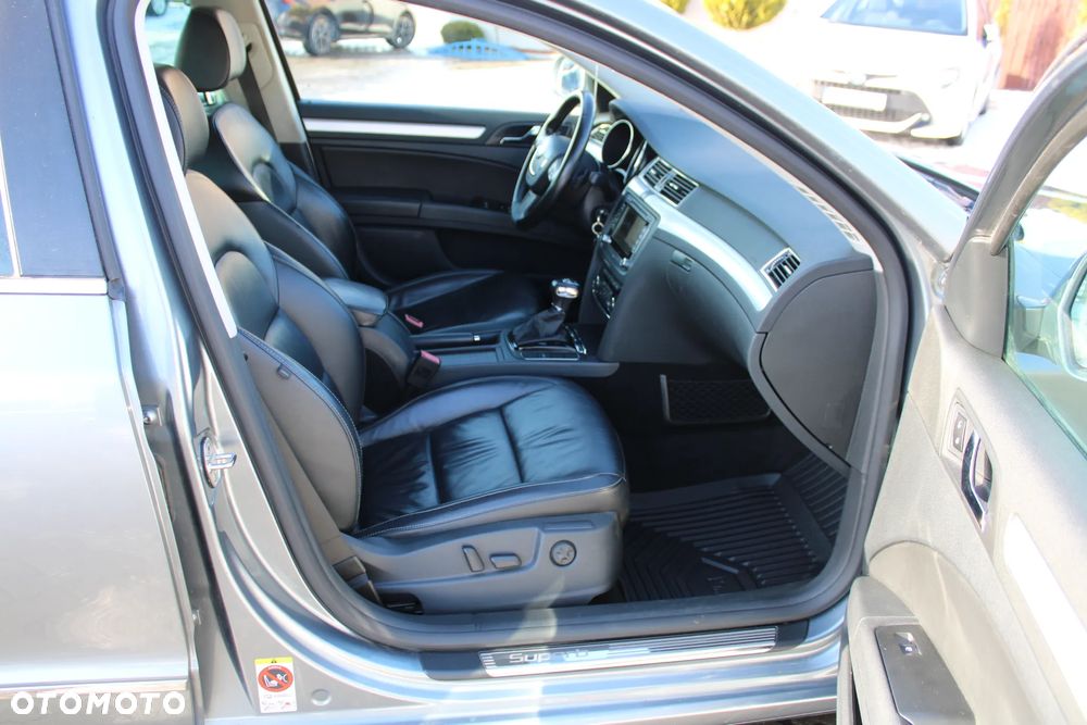Skoda Superb 2.0 TDI DSG Comfort 4x4 - 20
