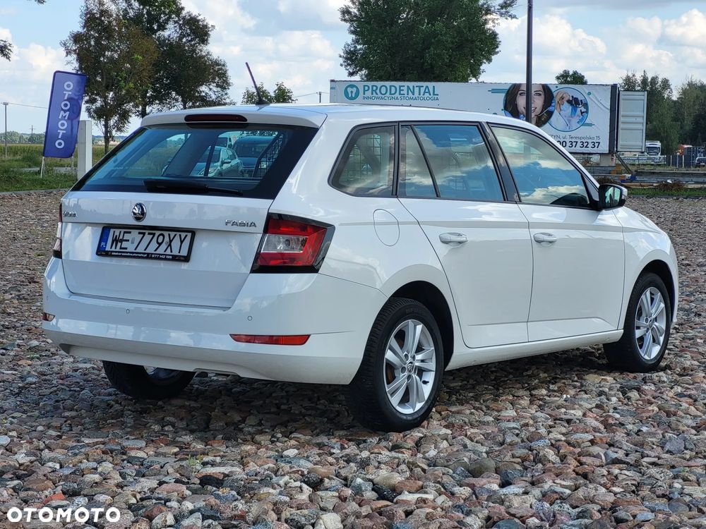 Skoda Fabia 1.0 Ambition - 6