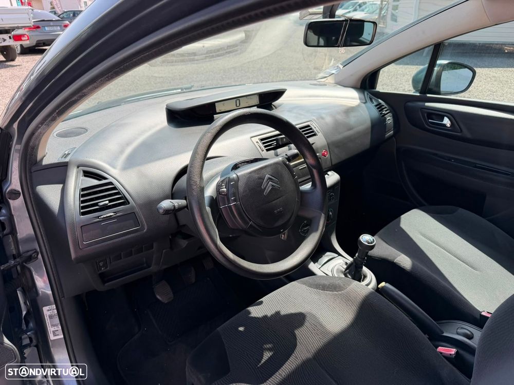 Citroën C4 1.6 HDi Attraction - 7