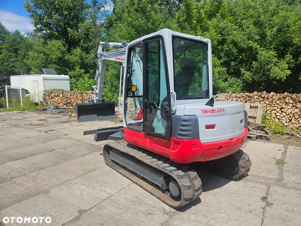 Takeuchi tb250 - 7