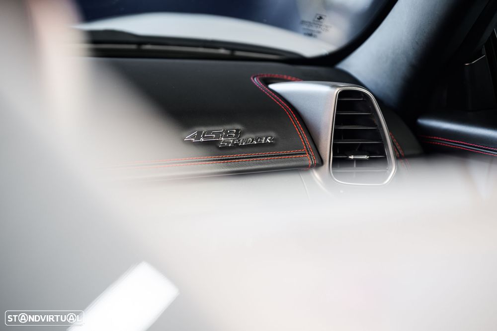 Ferrari 458 Italia Spider - 24