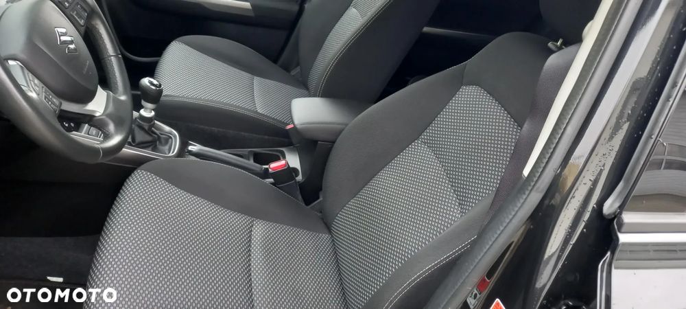 Suzuki Vitara 1.4 Boosterjet Hybrid Comfort+ "SHINKAI" - 19