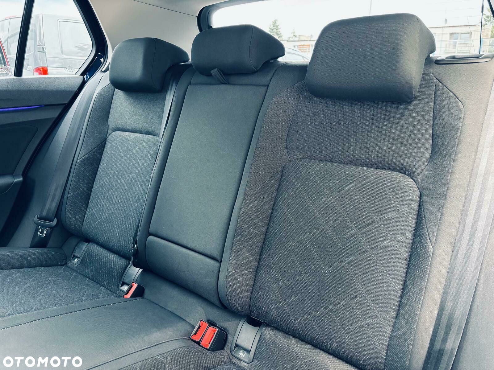 Volkswagen Golf VIII 1.5 TSI EVO Life - 13