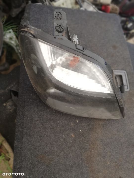 RENAULT SCENIC I LIFT LAMPA PRAWY PRZÓD EUROPA