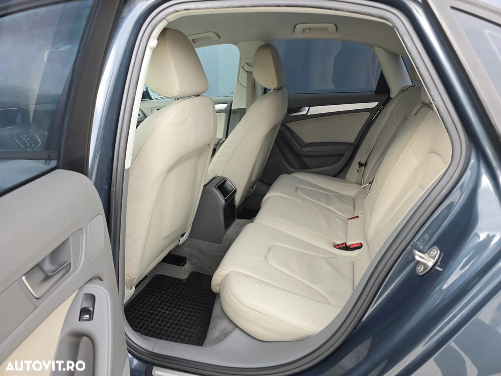 Audi A4 2.0 TDI DPF multitronic Ambition - 9