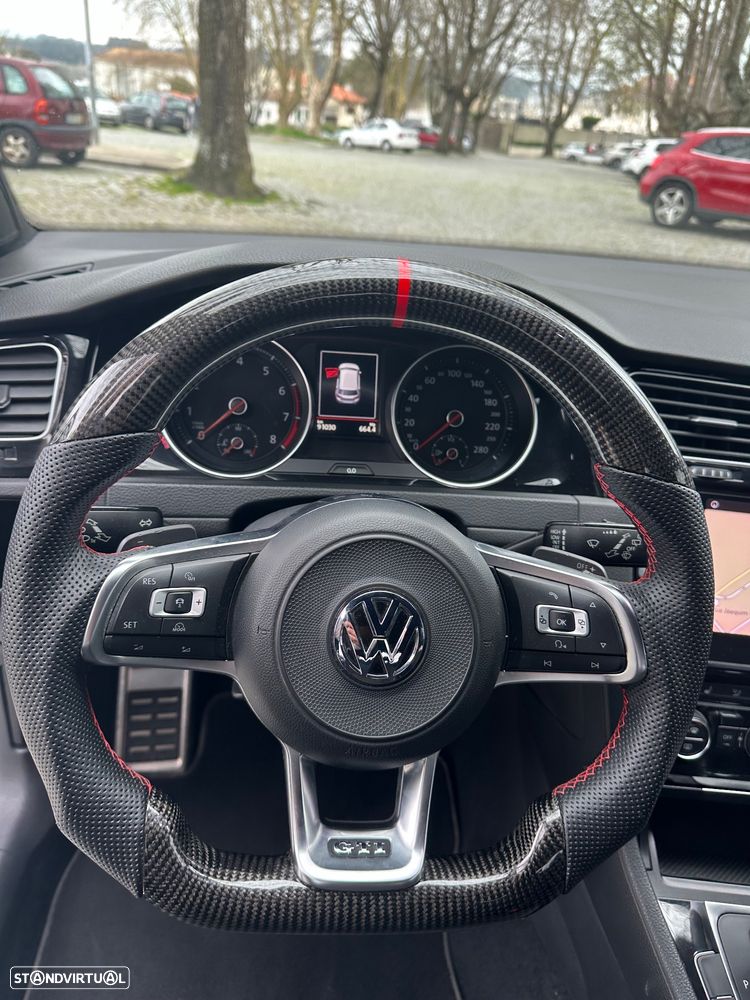 VW Golf 2.0 TSi GTi DSG Performance - 24