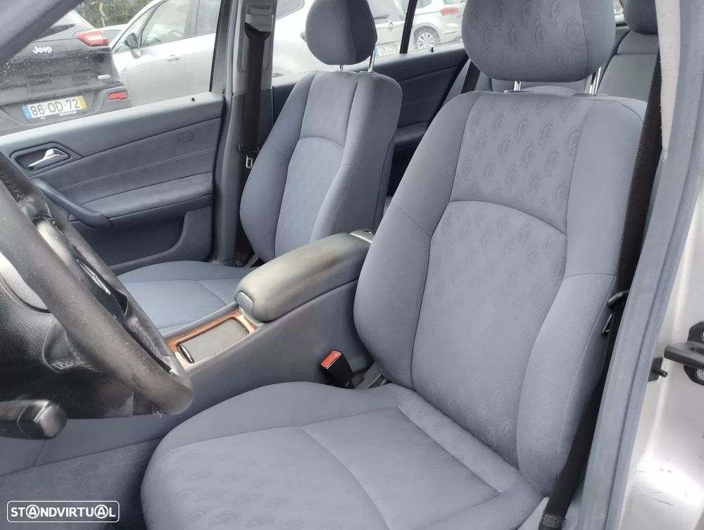 Mercedes-Benz C 220 CDi Avantgarde - 18