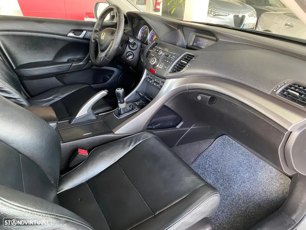 Honda Accord 2.2 i-DTEC Executive - 32
