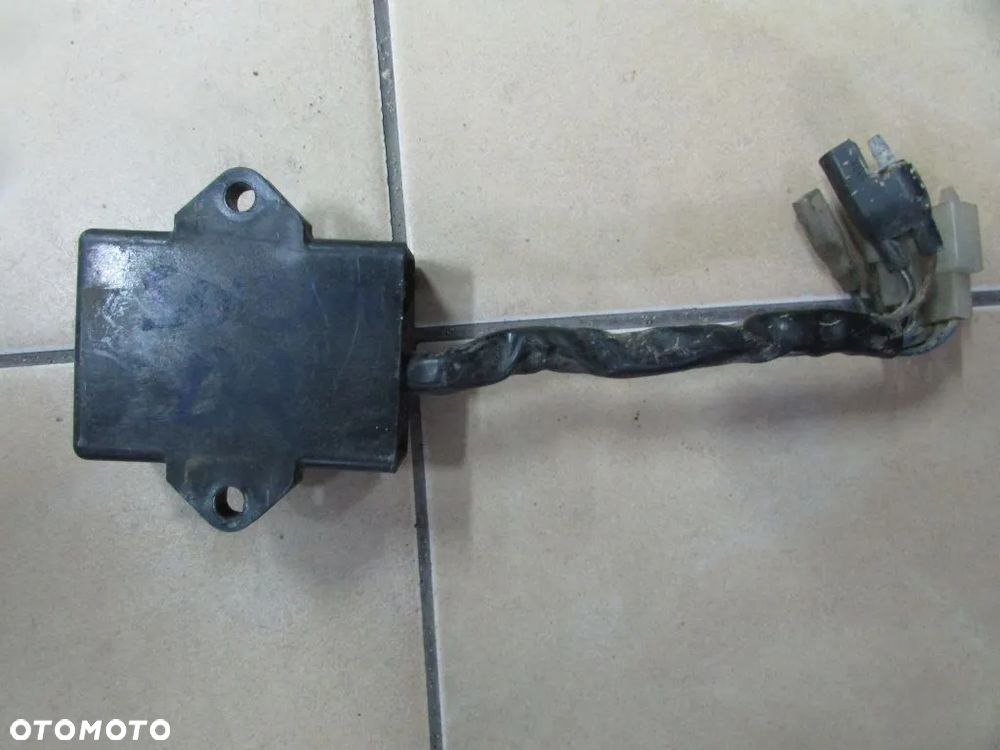 Suzuki DR600 moduł sterownik komputer - 2