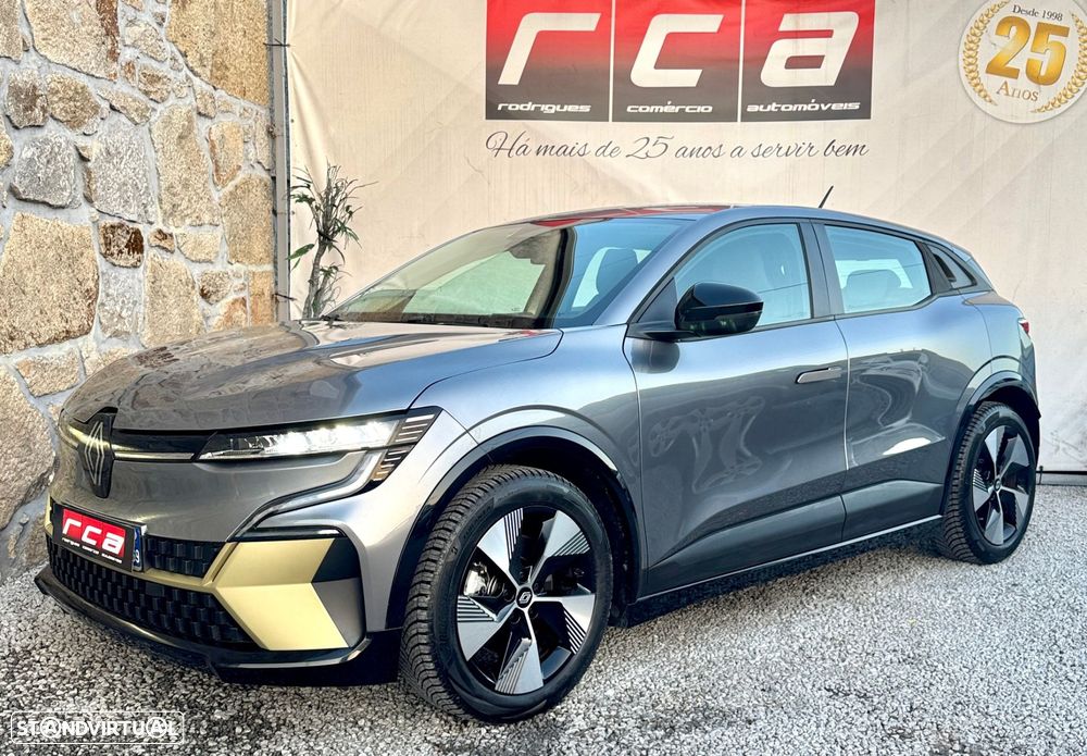 Renault Mégane E-Tech - 23