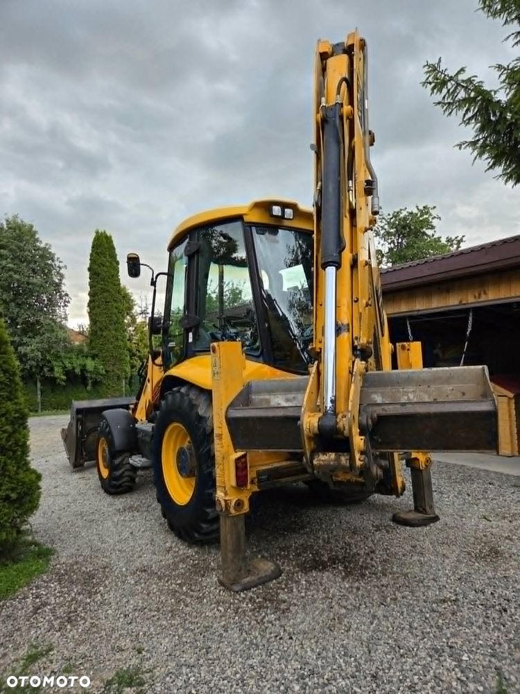 JCB 3CX - 4