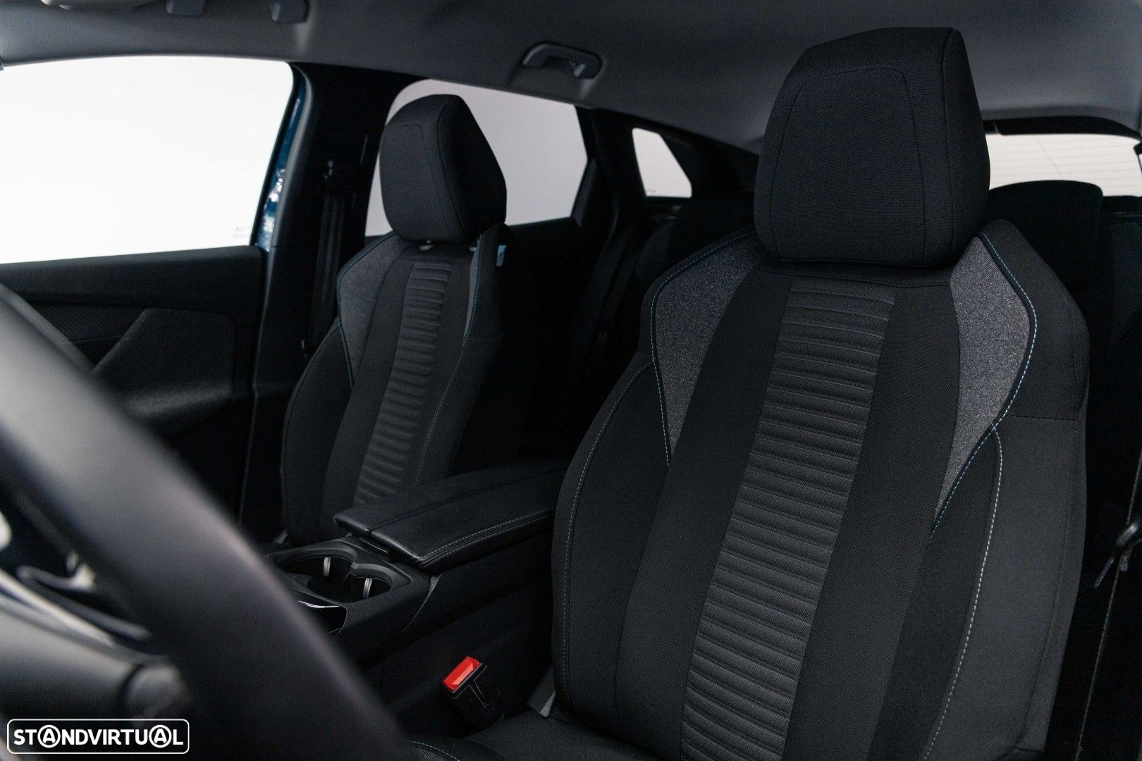 Peugeot 3008 1.5 BlueHDi Active Pack EAT8 - 11
