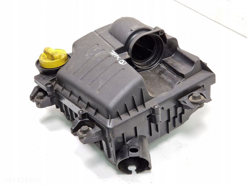 TRAFIC VIVARO II 2 2.0 DCI OBUDOWA FILTRA POWIETRZA 8200760899B 3 - 2