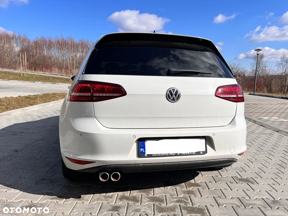 Volkswagen Golf - 4