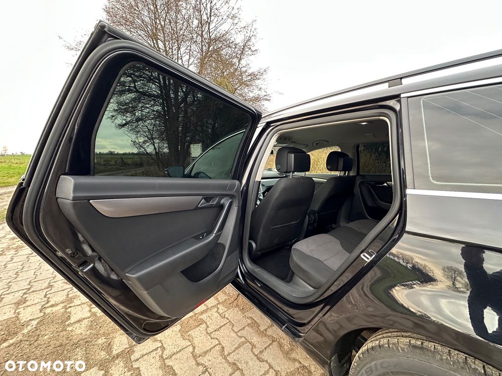 Volkswagen Passat 2.0 TDI DPF Comfortline DSG - 36