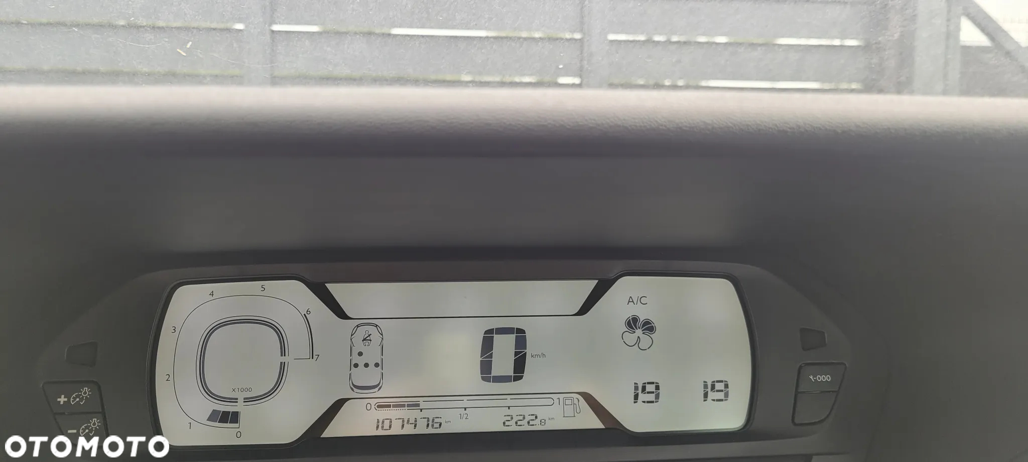 Citroën C4 Picasso 1.6 VTi Attraction - 16