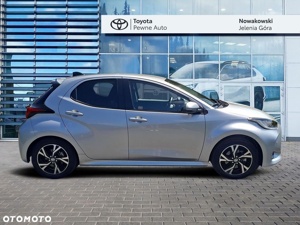 Toyota Yaris Hybrid 1.5 Style - 4