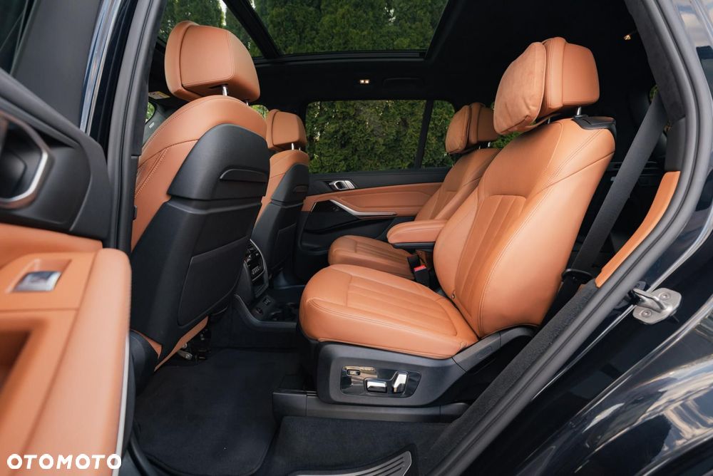 BMW X7 xDrive30d sport - 14