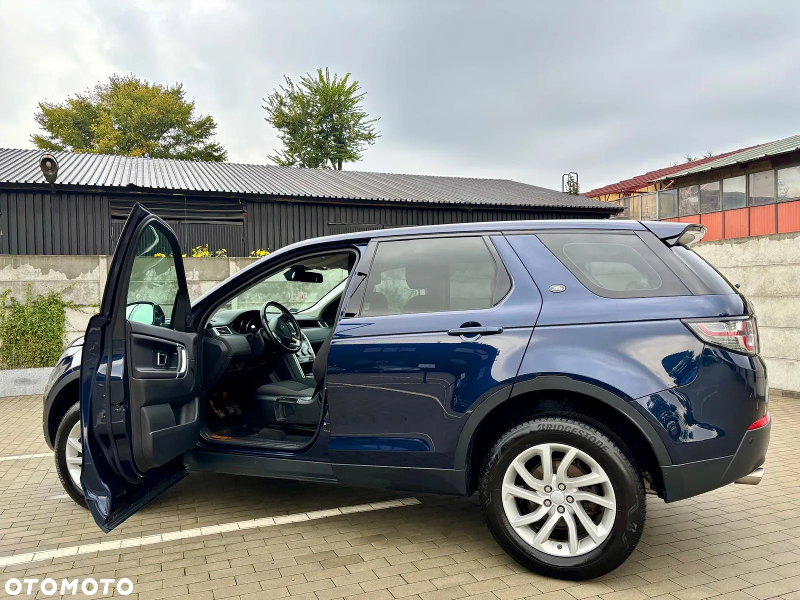 Land Rover Discovery Sport - 10