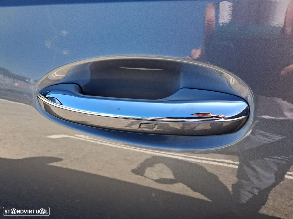 Mercedes-Benz C 300 de AMG Line - 8