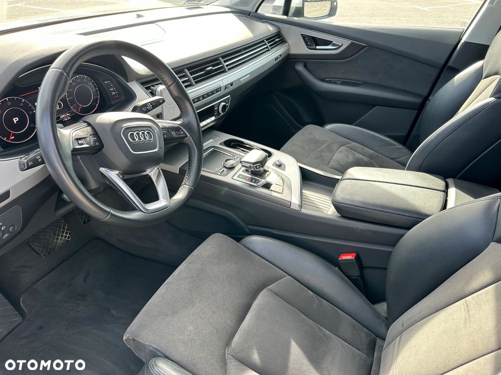 Audi Q7 3.0 TDI ultra Quattro Tiptronic - 7