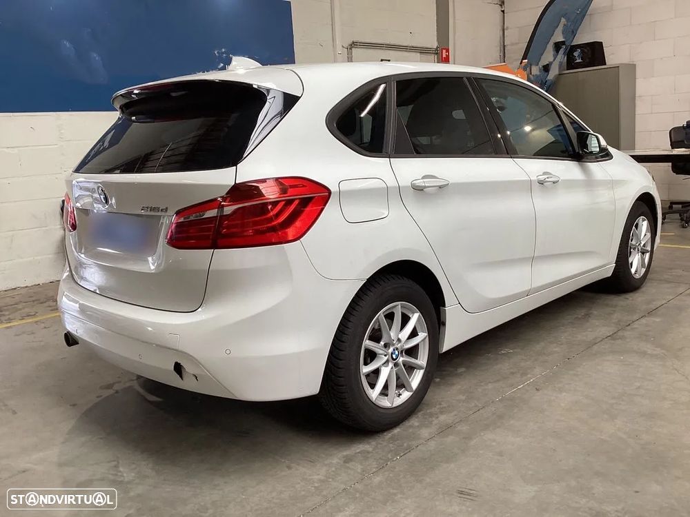 BMW 216 Active Tourer d - 4