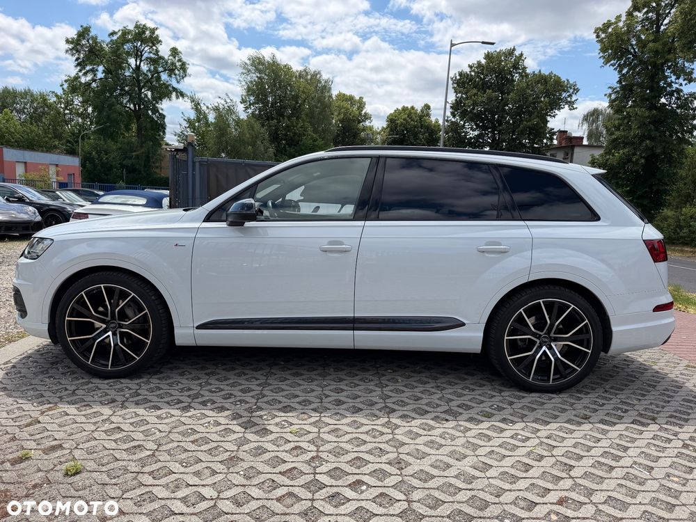 Audi Q7 - 10