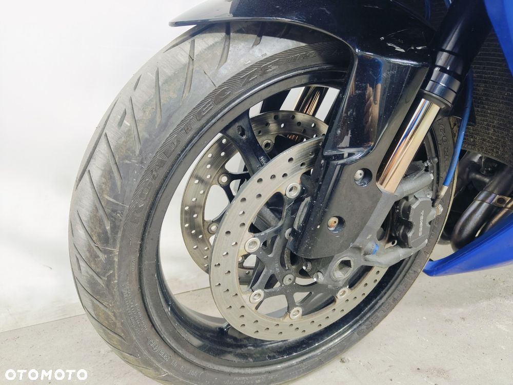 Suzuki GSX-R - 21