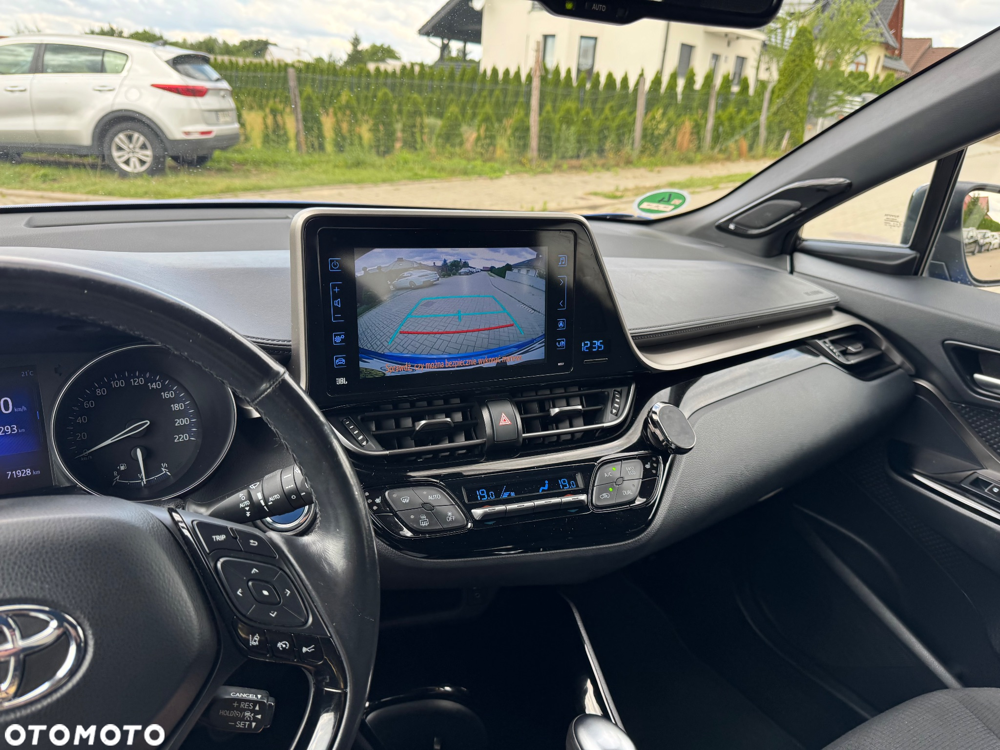 Toyota C-HR 1.8 Hybrid Executive - 33