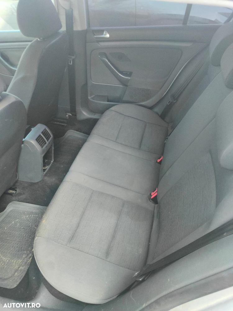 Volkswagen Golf 1.9 TDI Comfortline - 5