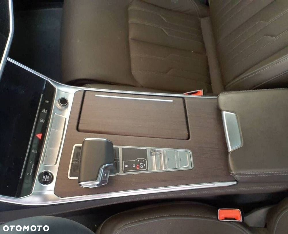 Audi A6 Allroad - 9