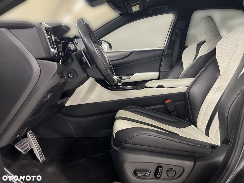 Lexus NX 350h F Sport AWD - 17