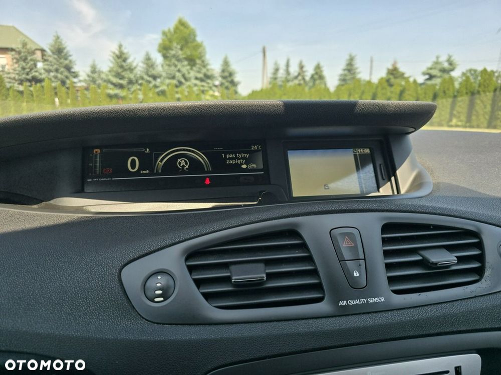Renault Grand Scenic - 37