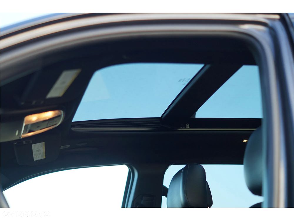 Jeep Grand Cherokee - 13