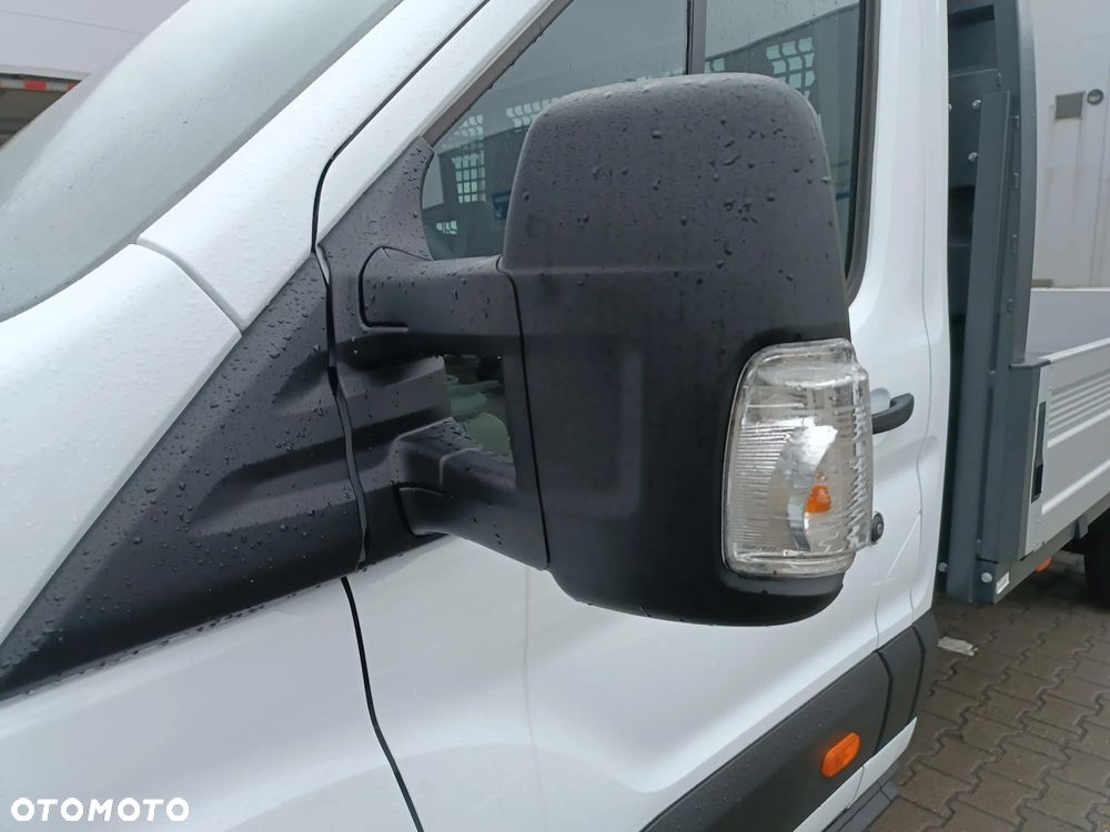 Ford Transit - 32