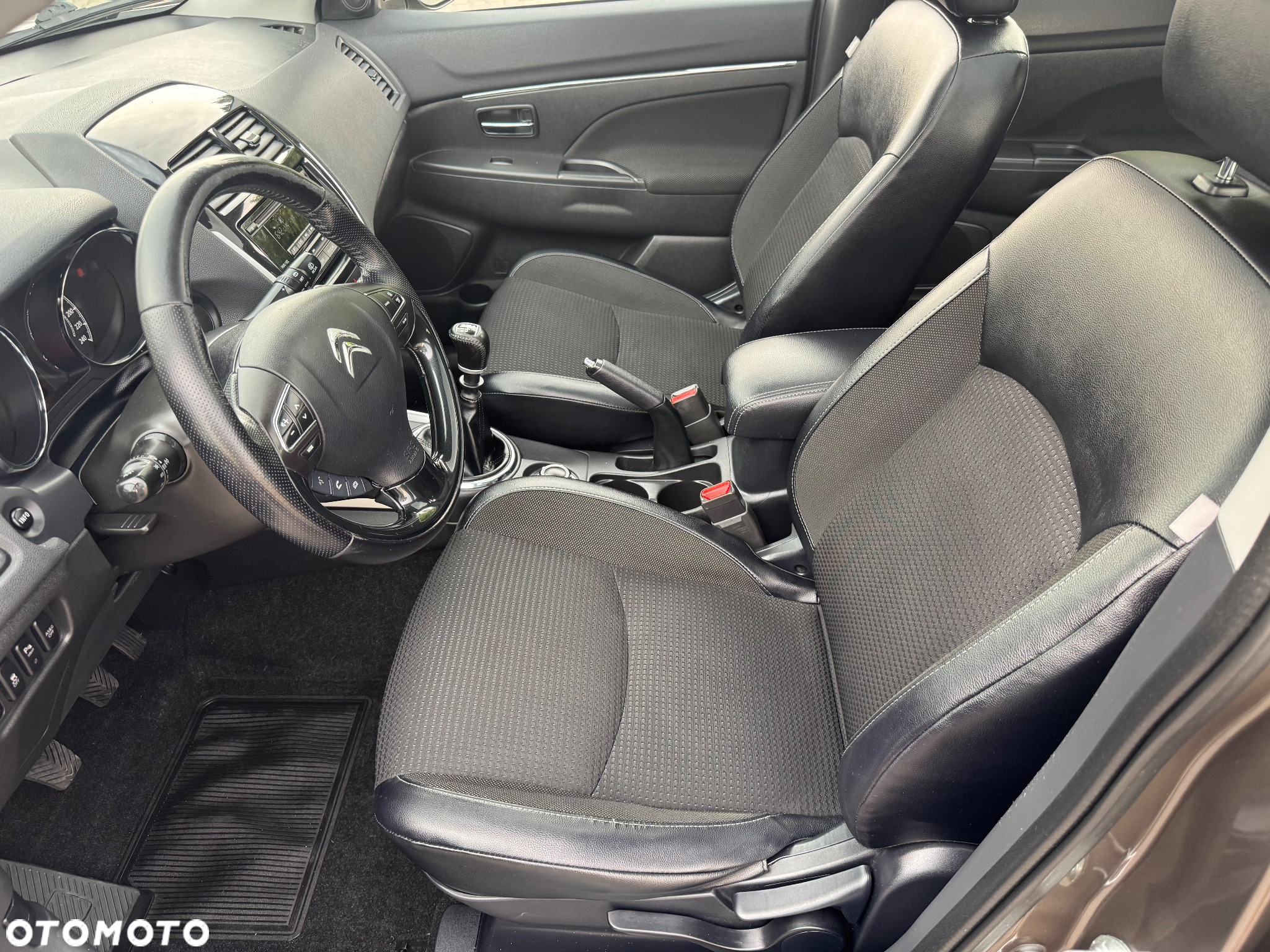 Citroën C4 Aircross e-HDi 115 Stop & Start 4WD Exclusive - 16