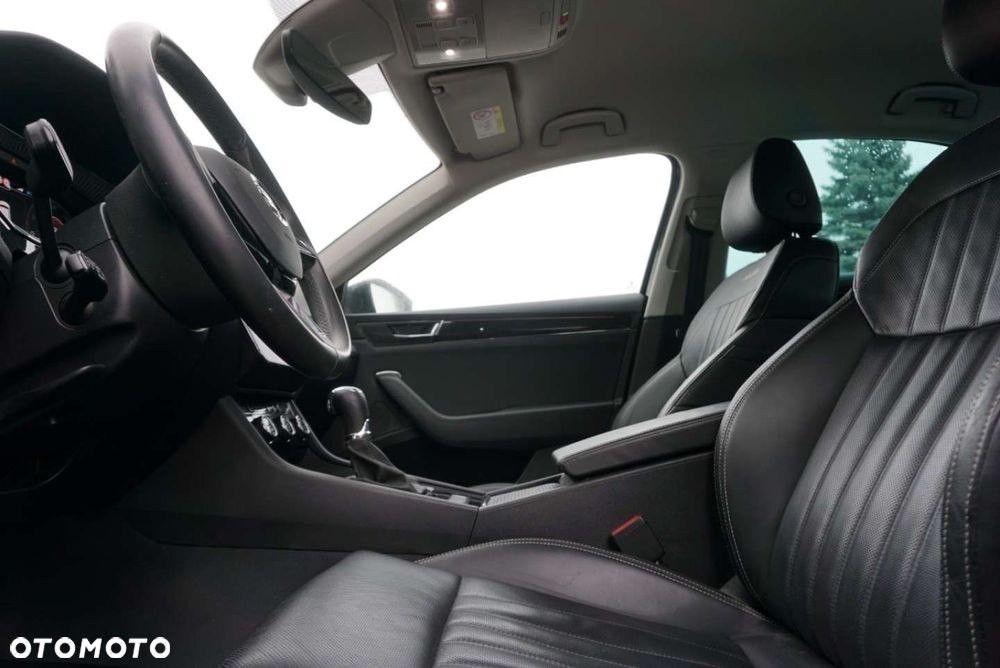Skoda Superb 2.0 TSI 4x4 L&K DSG - 8
