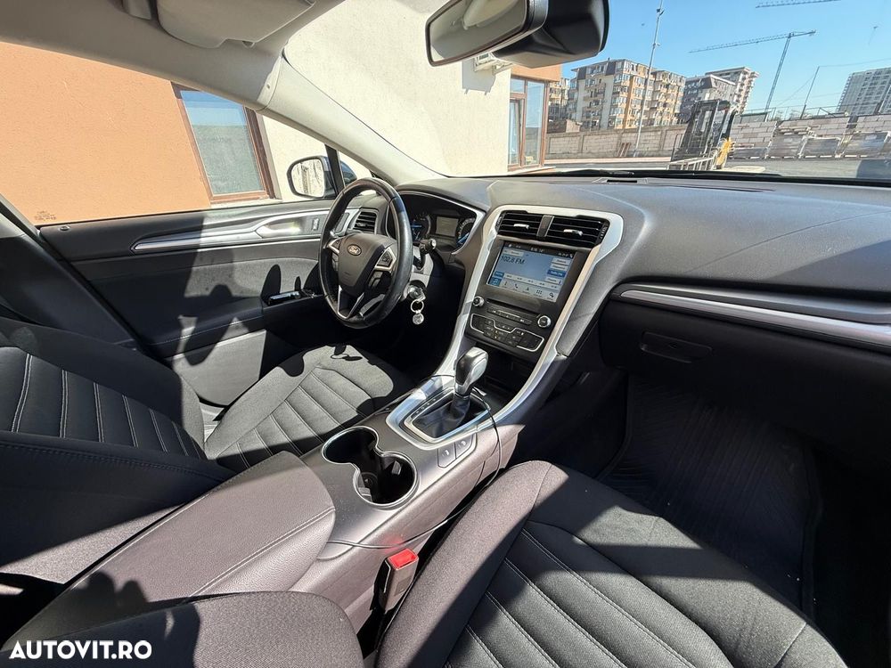 Ford Mondeo 2.0 TDCi Powershift ST Line High - 12