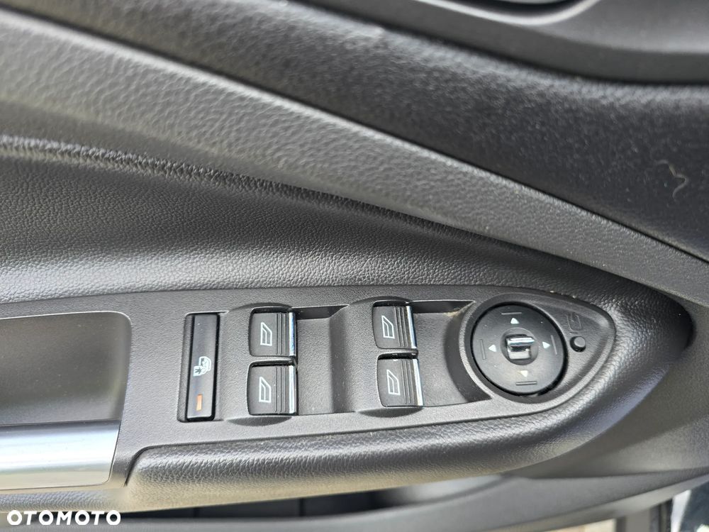 Ford Kuga 2.0 TDCi 4WD Titanium - 35