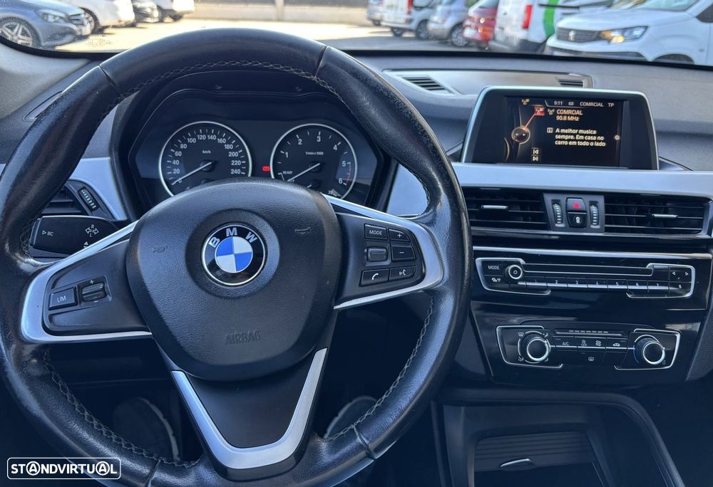 BMW X1 18 d sDrive Advantage - 10