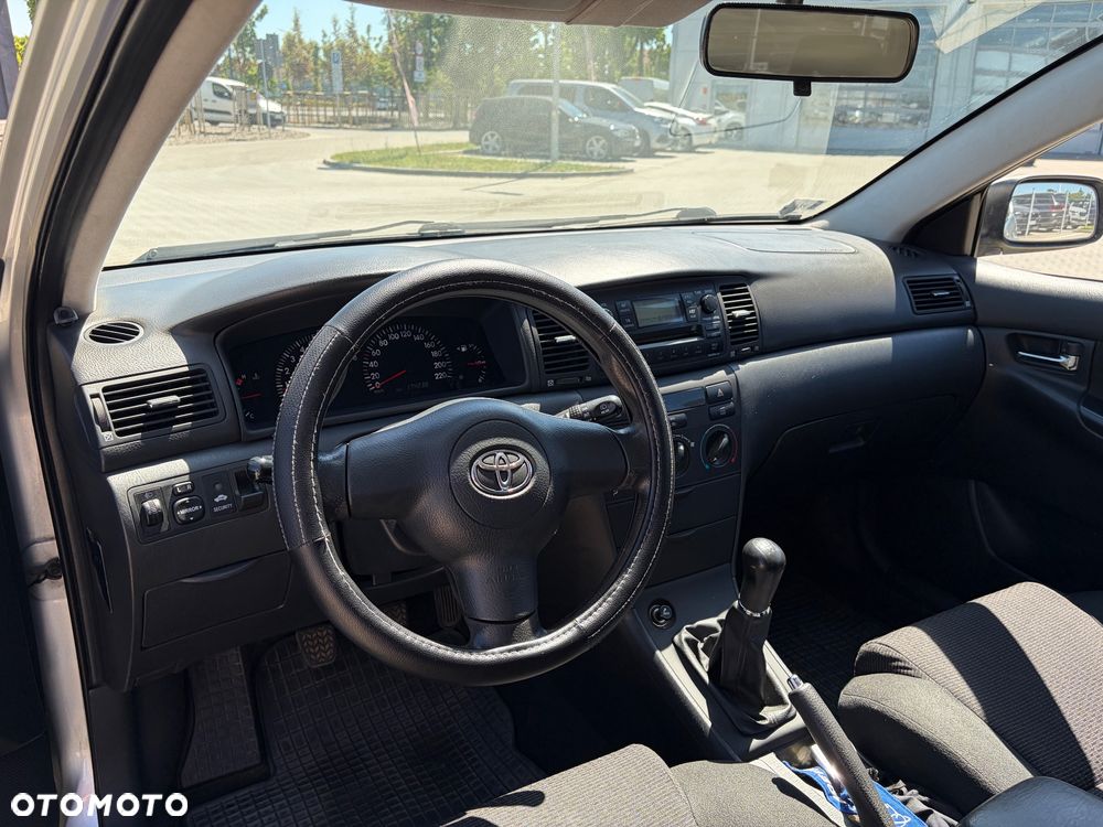 Toyota Corolla 1.4 VVT-i Luna - 21
