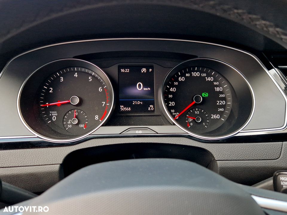 Volkswagen Passat 1.5 TSI ACT DSG Highline - 21