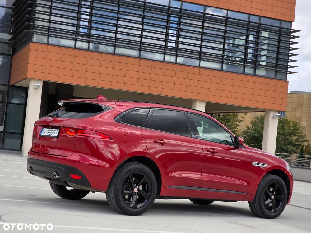 Jaguar F-Pace 2.0 i4D AWD R-Sport - 28