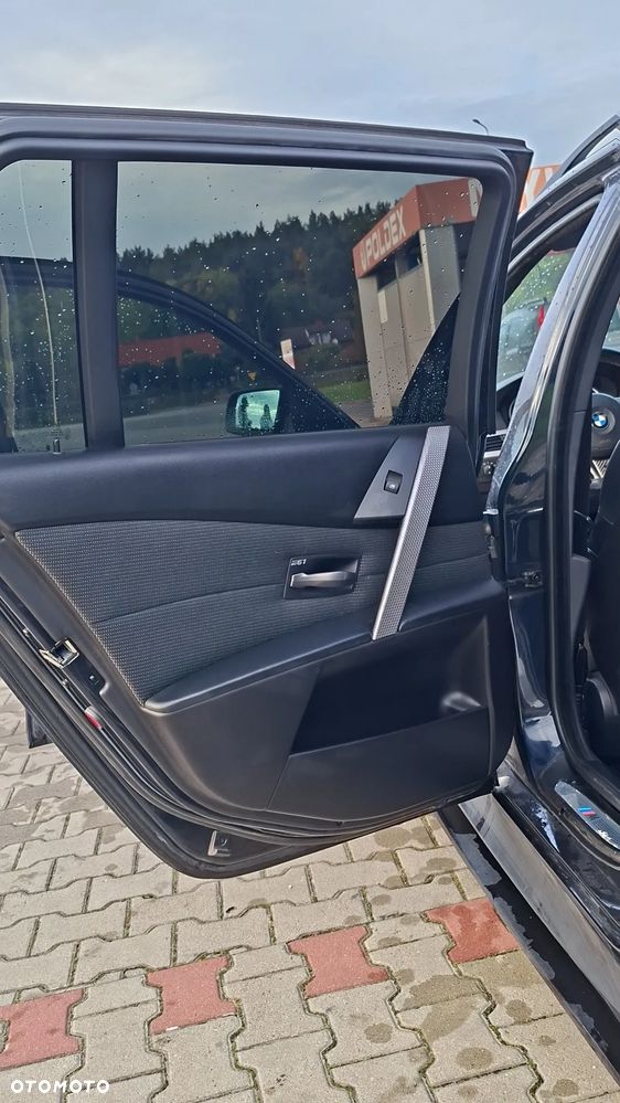 BMW Seria 5 535d - 24