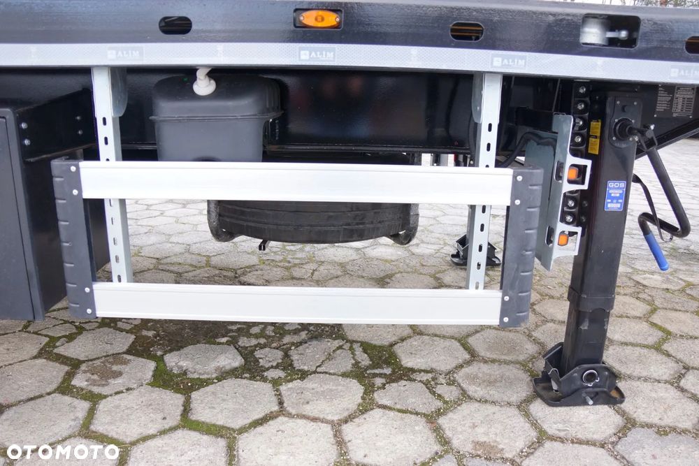 Mega DO KONSTRUKCJI / 39,0 T ład. drewno twarde, zblocza 16 T, zamki kontenerowe !!! - 39