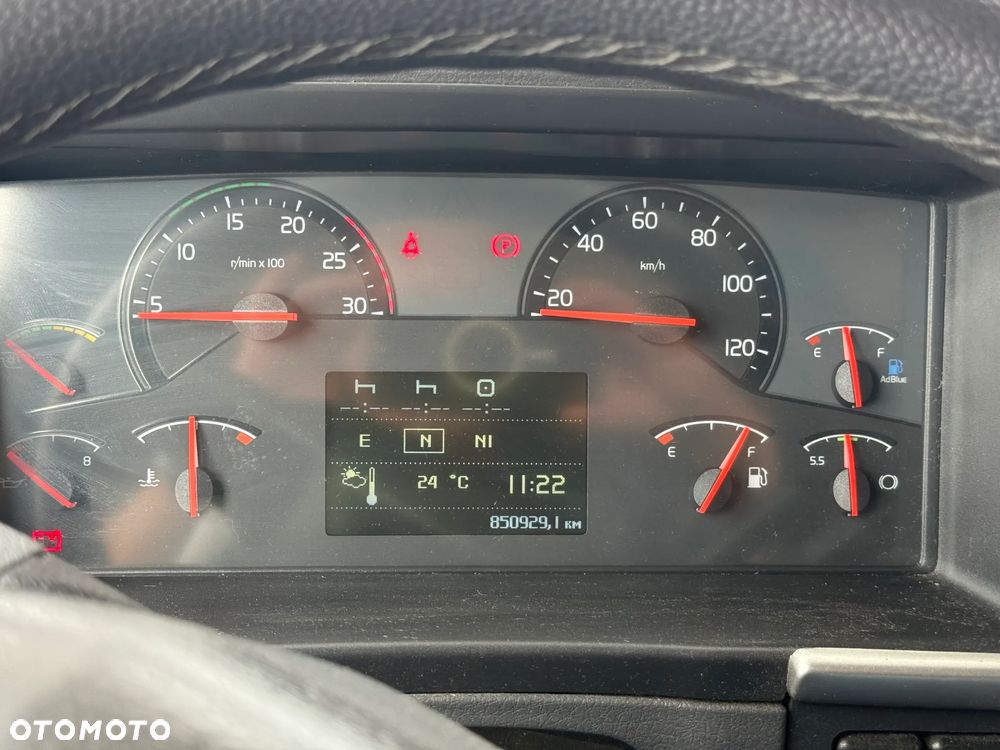 Volvo FM 300 - 3
